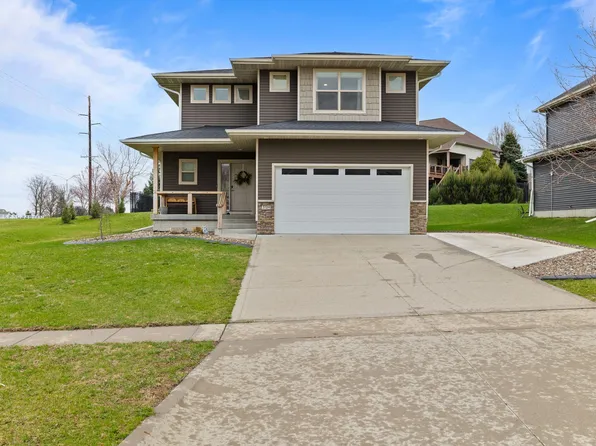3709 161st St, Urbandale, IA 50323