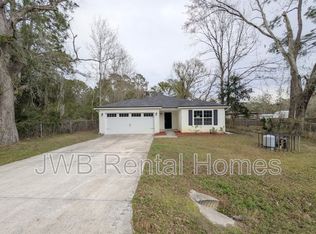 8655 Bronson Ln, Jacksonville, FL 32219