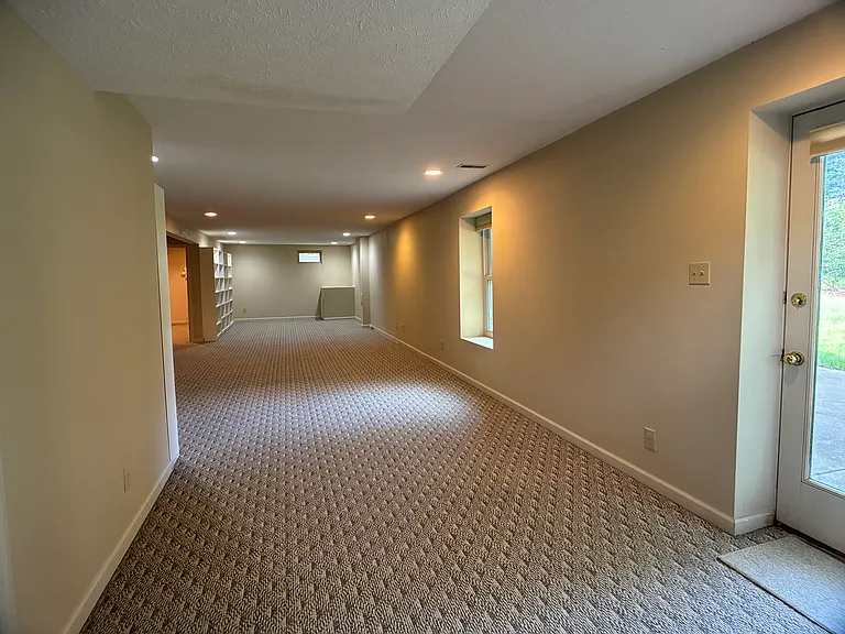 6400 Belmont Park Ct — Photo 39
