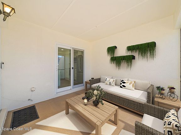 2nd image of 716 Ridge Club Dr