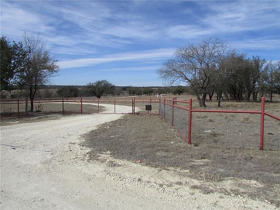 3rd image of 400 County Road 2480