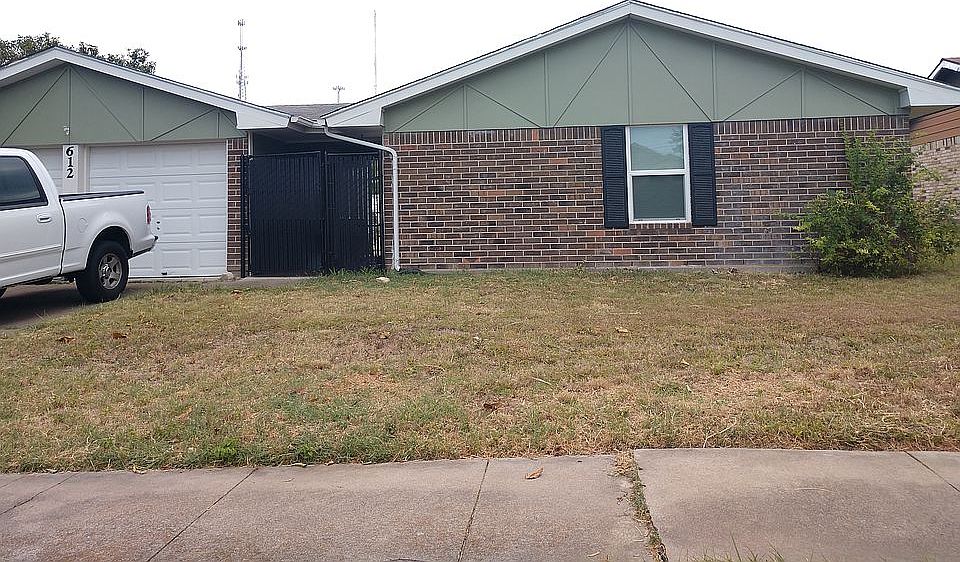 1st image of 612 N 21st St