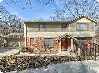 391 Madewood Ln, Chesterfield, MO 63017