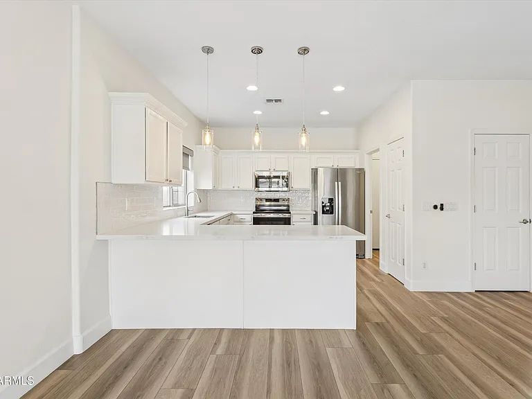 4618 W Fortune Dr — Photo 7