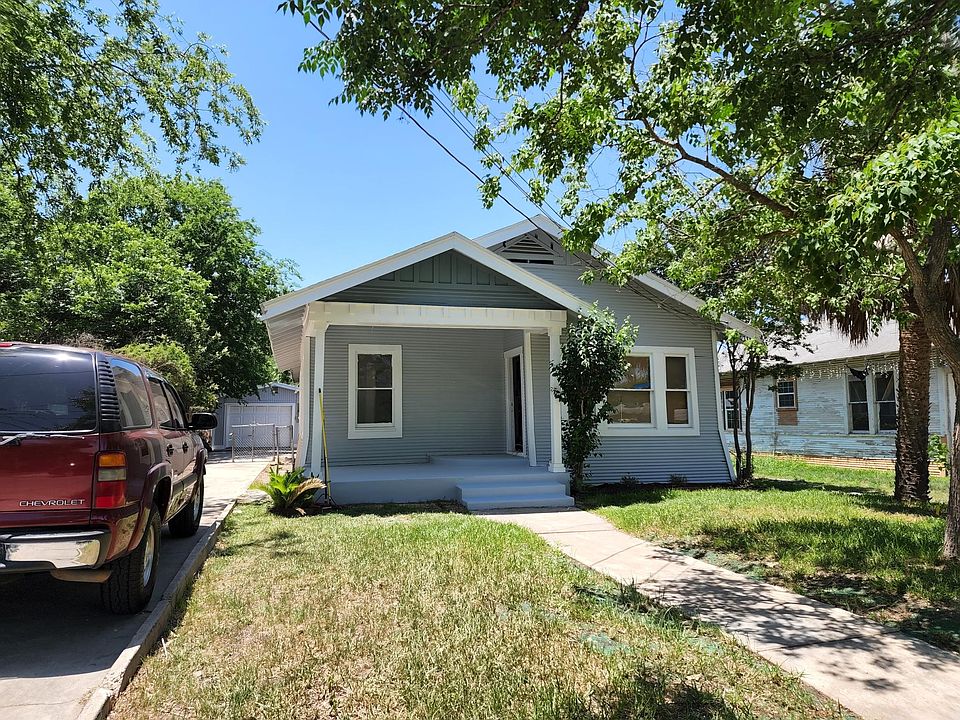 1st image of 107 Saint Charles