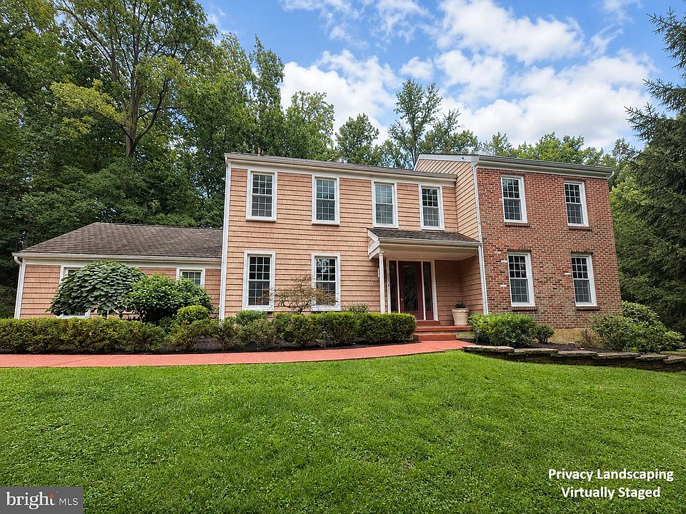 1st image of 27 Roberts Rd