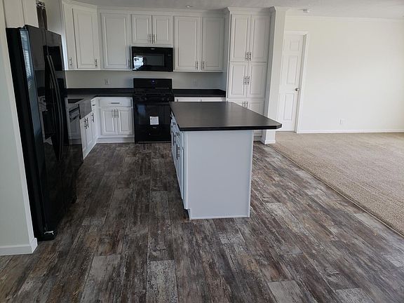 3rd image of 1250 Paree St #805