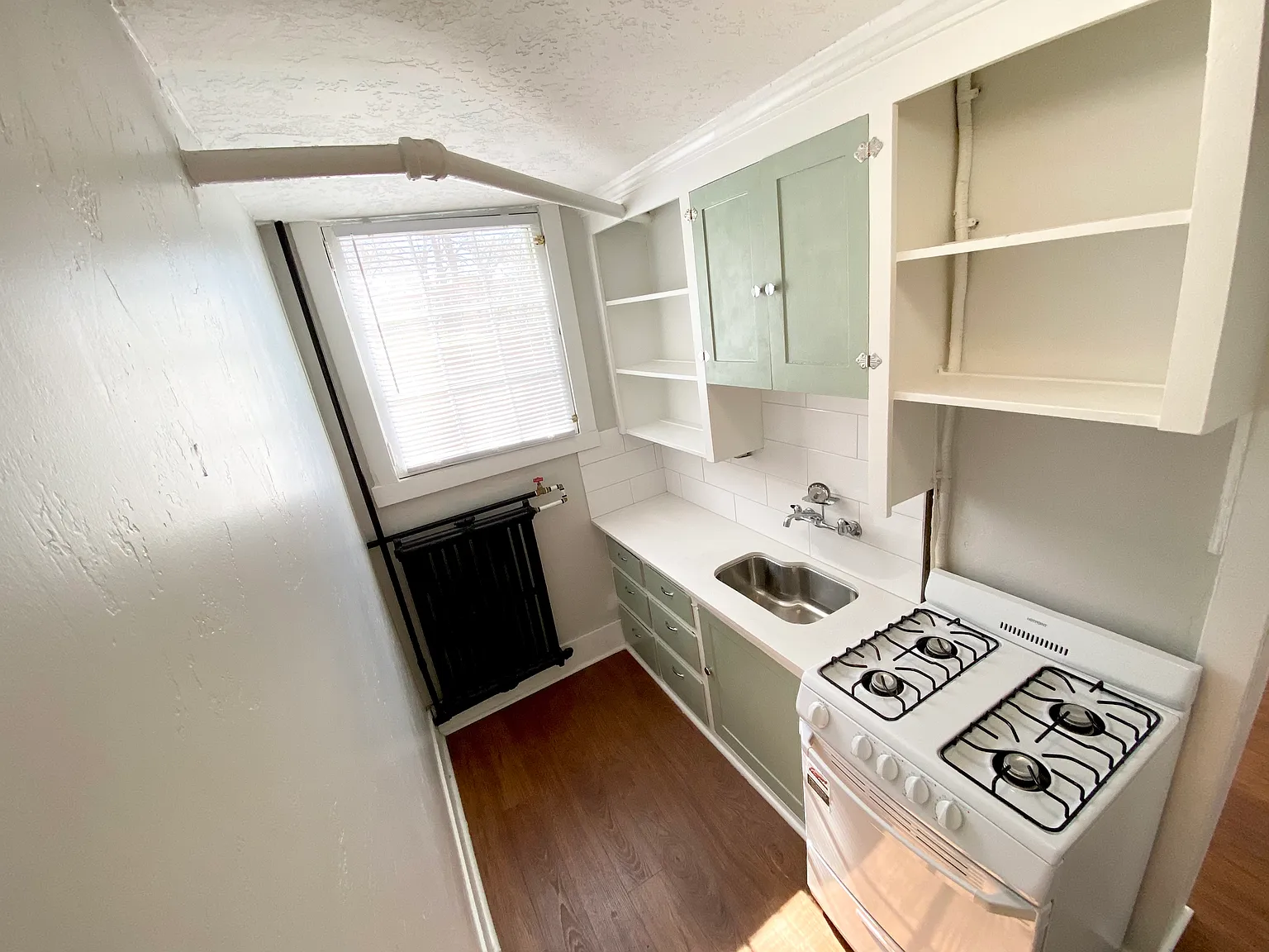 366 N Center St — Photo 4