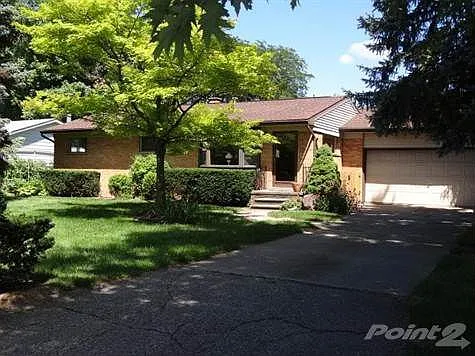 2797 Crystal Dr photo 1