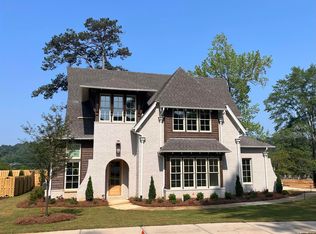 2809 Lucille Ln, Vestavia, AL 35243