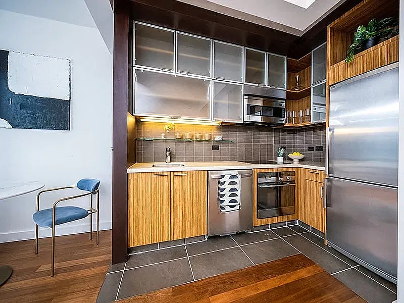 620 West 42nd Street — Photo 3
