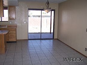 3rd image of 1601 Villa Ln