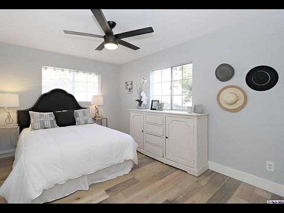 2nd image of 6210 Burwood Ave #B