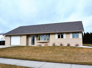 1530 Puritan Rd, NEW HOLSTEIN, WI 53061
