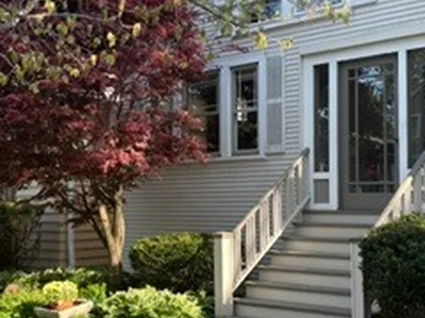 1122 Monroe St, Evanston, IL 60202