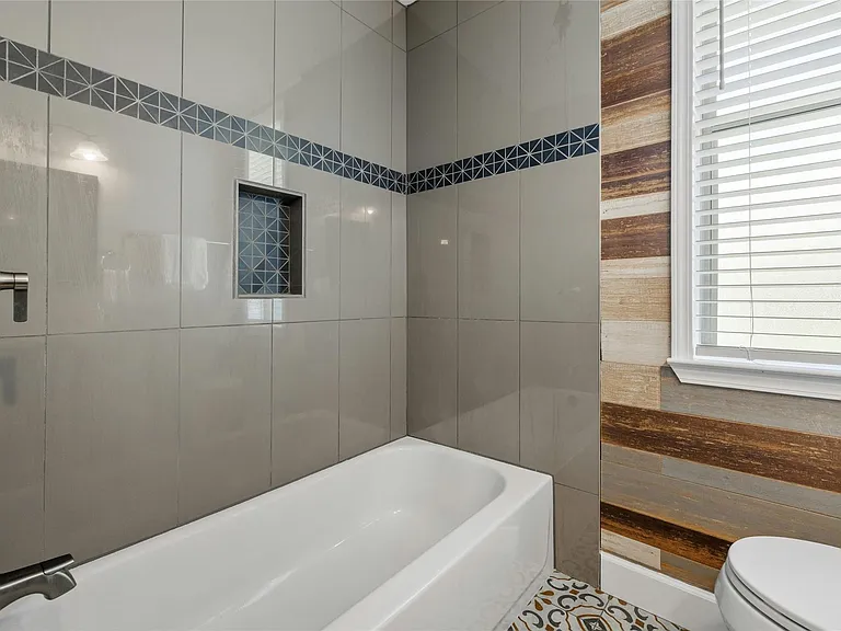 5503 Manor Rd — Photo 29