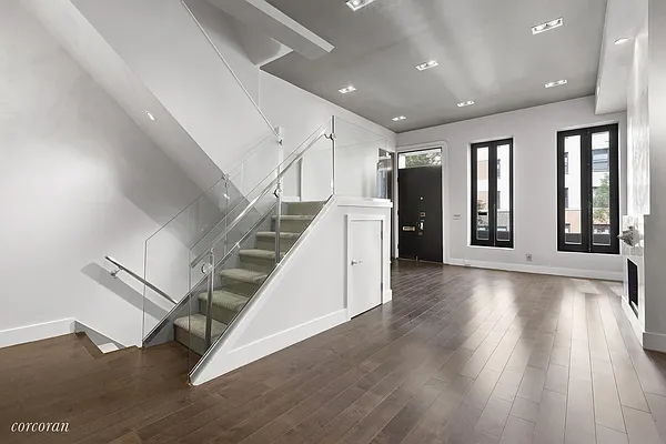 Rented by Corcoran | media 48