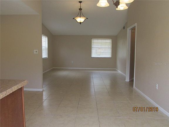 4th image of 840 Coleman Ave