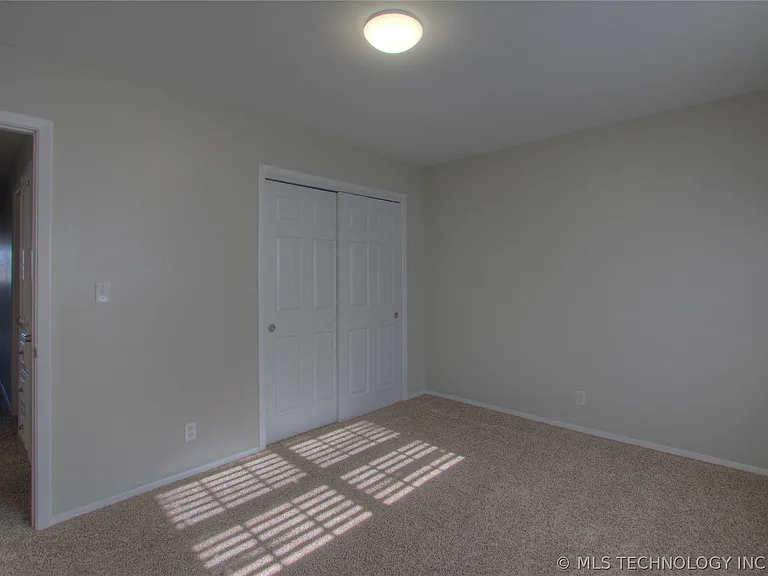 6635 E 54th St — Photo 15