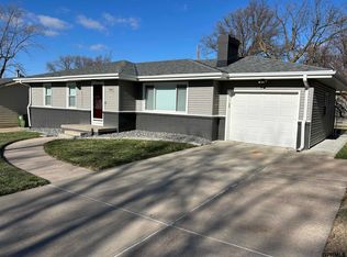 342 Shamrock Rd, Gretna, NE 68028