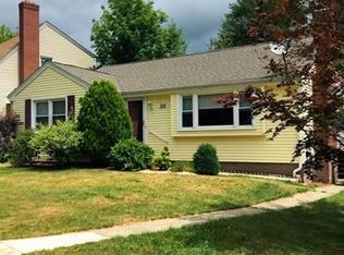 216 E Ridge Rd, Middletown, CT 06457