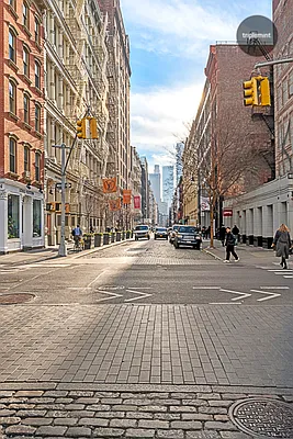 Sold by Triplemint | media 10