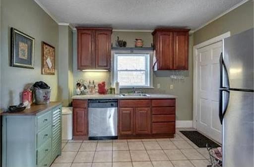 5th image of 64 Highland Ave #1