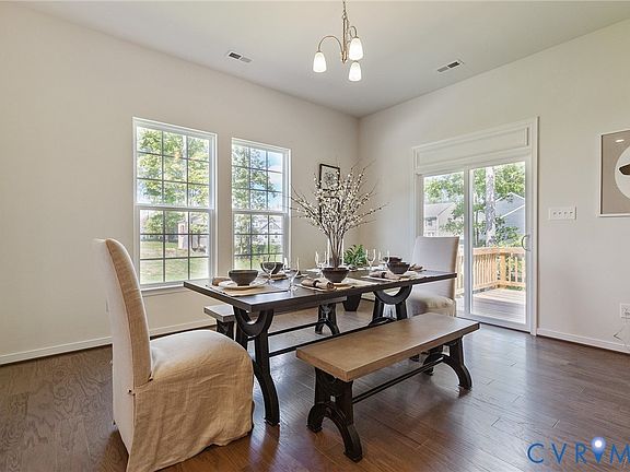 3rd image of 8884 Emily Jane Pl