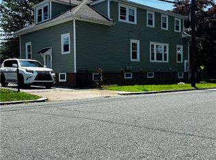 797 Academy Ave, Providence, RI 02908