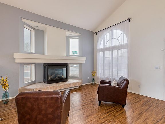 5th image of 12514 W Canterbury Dr