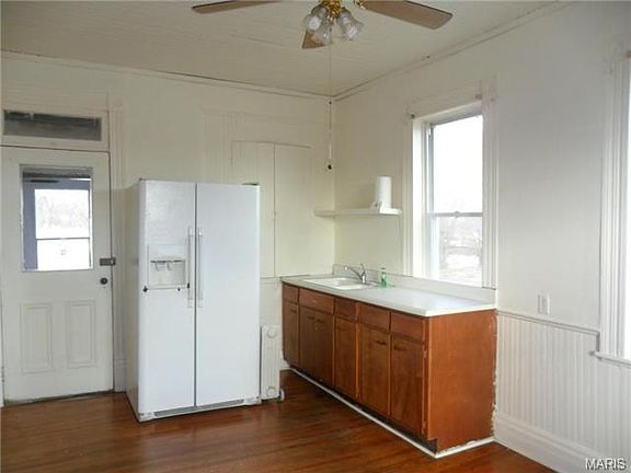 5th image of 100 Maupin Ave