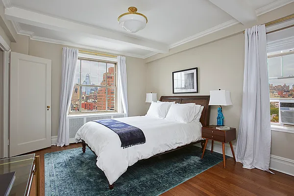 Rented by Compass | media 10