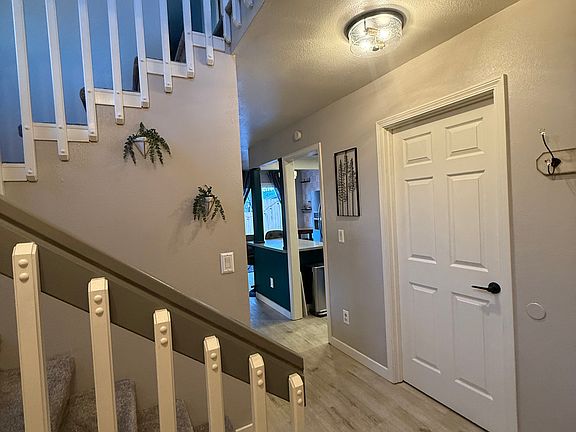 3rd image of 3527 Aero Ave #A