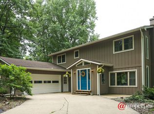 9250 Yund Rd, Benton Harbor, MI 49022