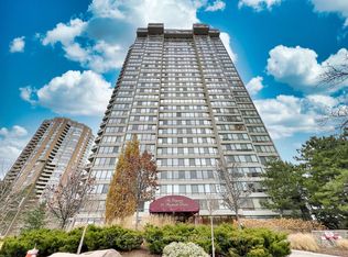 65 Skymark Dr #901, Toronto, ON M2H 3N9