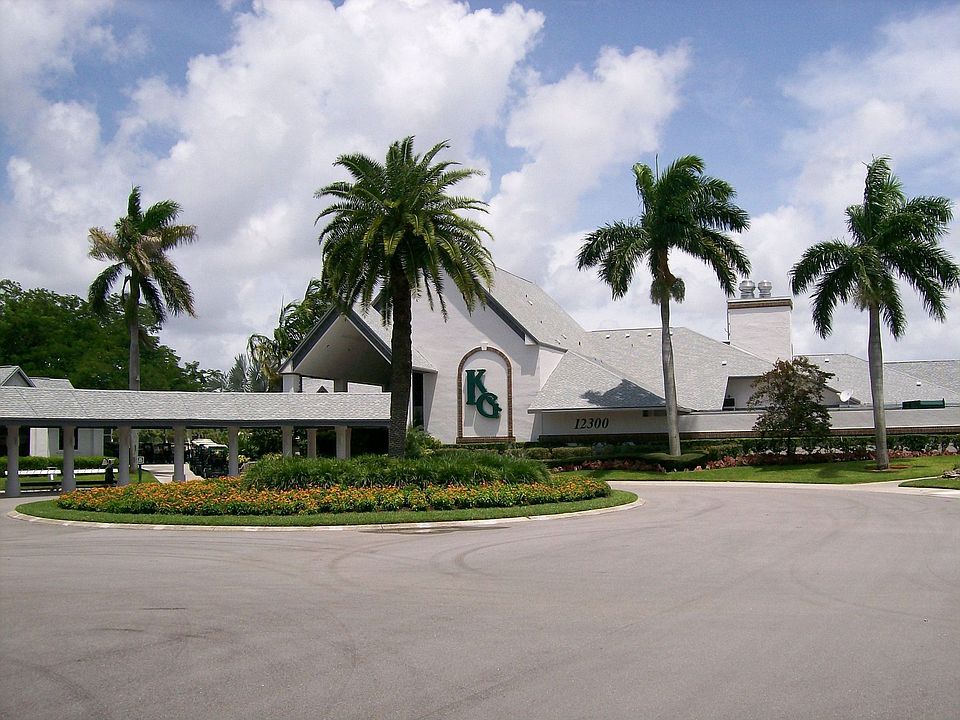 Kelly Greens Clubhouse