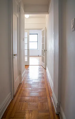 Rented by Kahen Properties | media 5