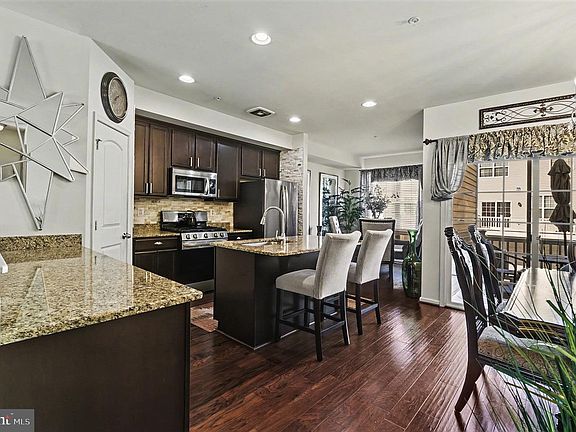 3rd image of 310 Altham Ln