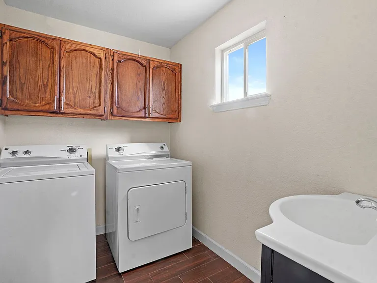 4332 Loma De Brisas Dr — Photo 18