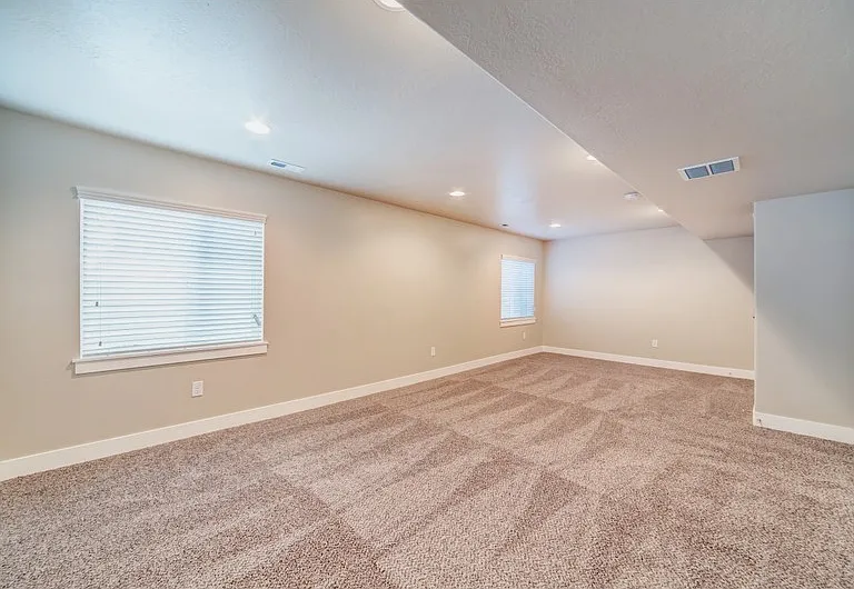 1155 S 225 E — Photo 10