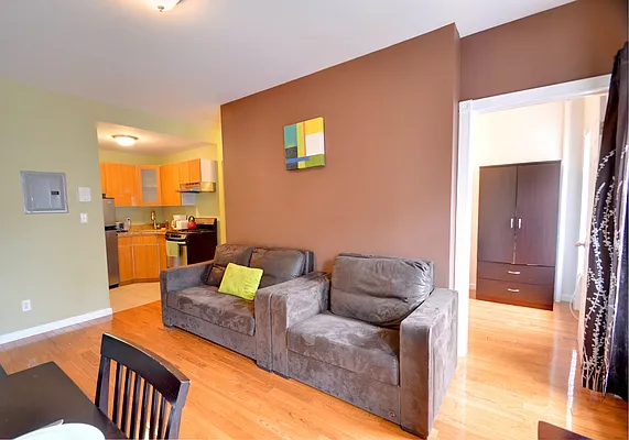 Rented by Smart City Real Estate LLC | media 23