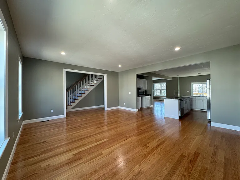 1205 Hunting Hill Dr — Photo 10
