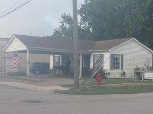 317 W Willis St, Alvin, TX 77511