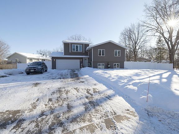 2nd image of 6408 Cavell Ave N