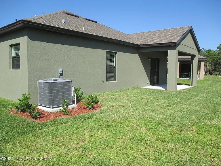 1213 Musgrass Cir — Photo 10