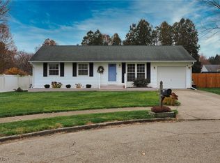 2712 Delaware Cir, Dover, OH 44622