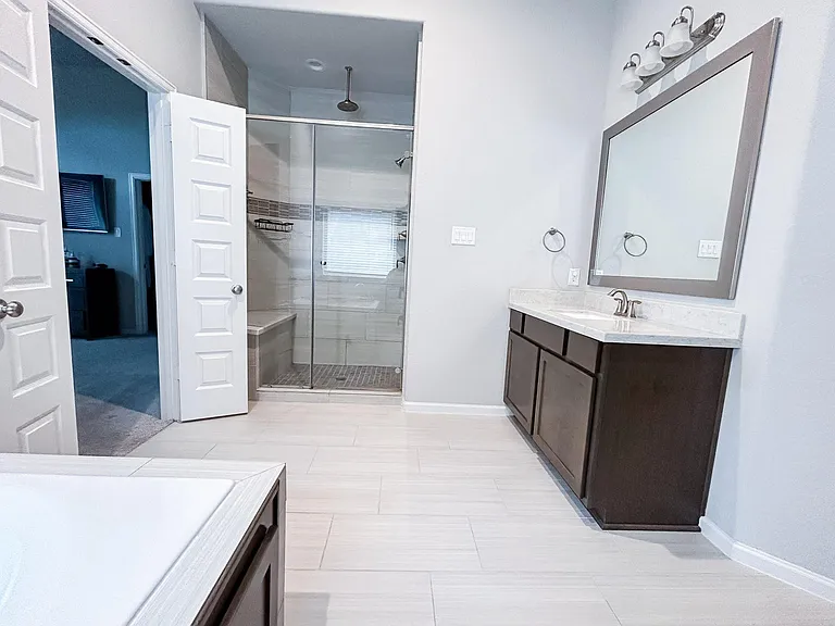 3904 Centre Plains Way — Photo 40