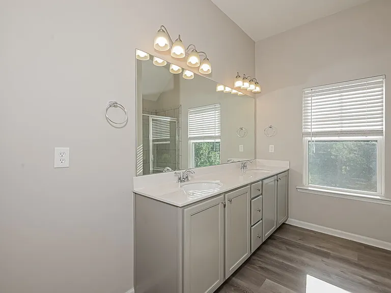 6755 Hill Rock Ln — Photo 11