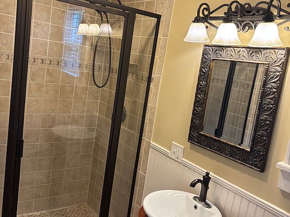Primary bath, full tile shower