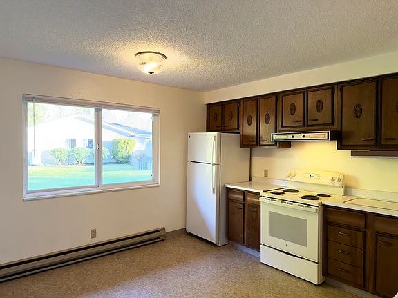 5th image of 172 Fairway Dr #5